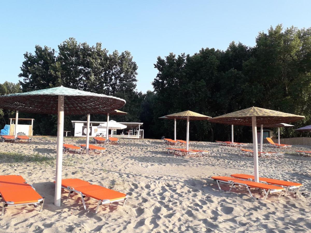 Samskara-Beach Hotel Calarasi  Exterior photo