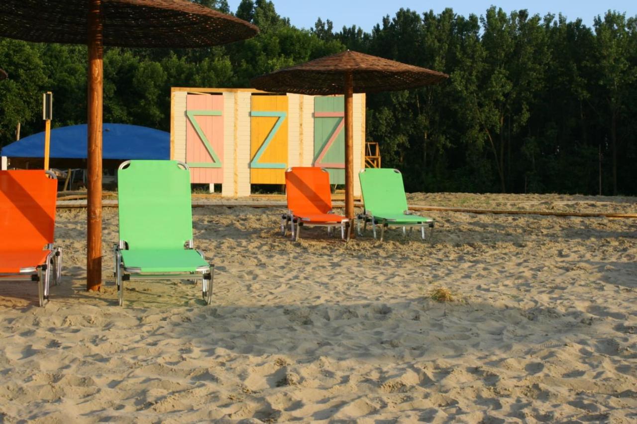 Samskara-Beach Hotel Calarasi  Exterior photo